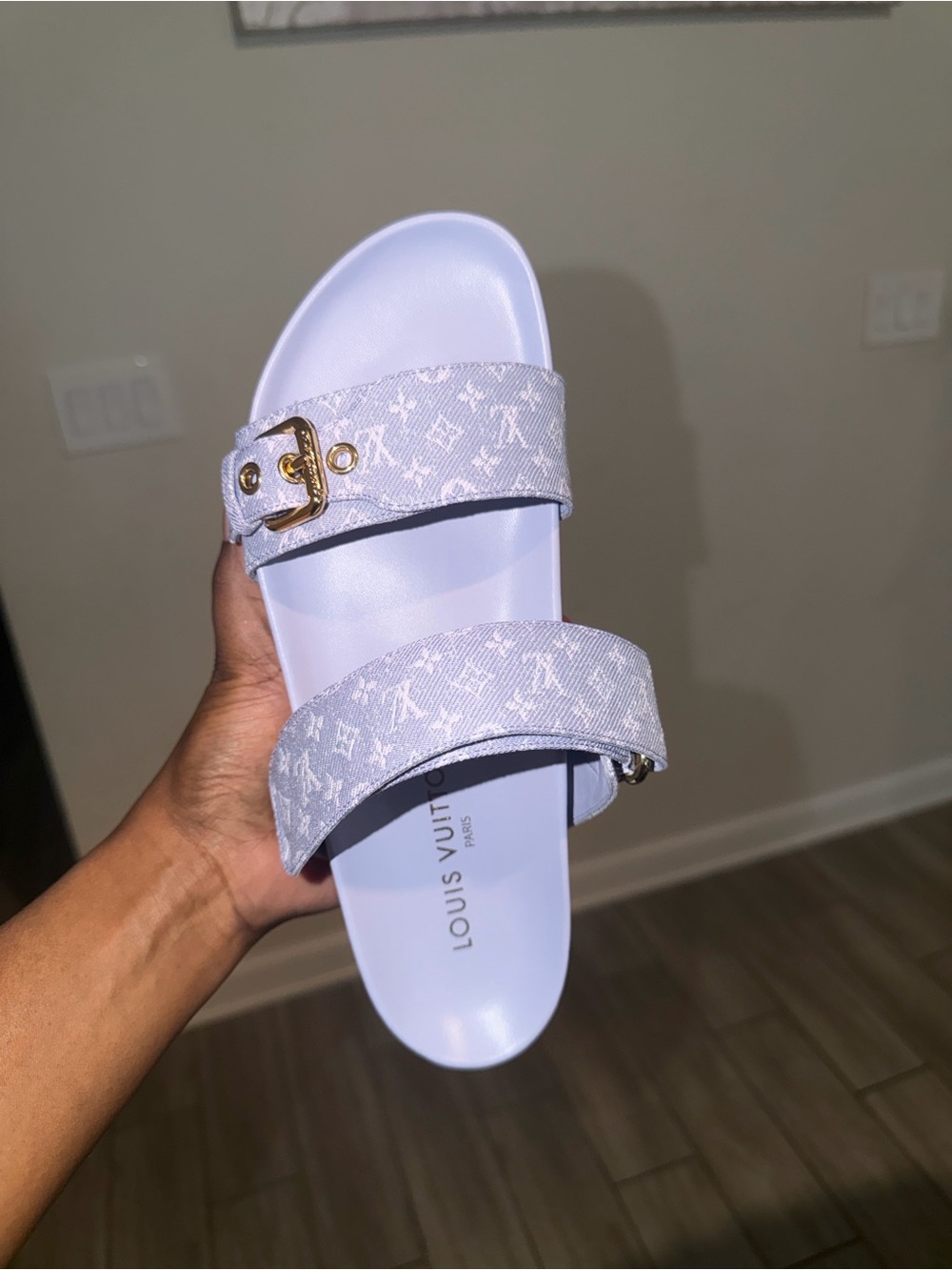 Louis Vuitton Lilac Monogram Double-Strap Slide Sandals - Picture 5 of 5